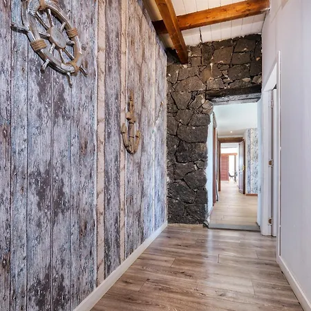 Macher Piscina Y Bar Piscina