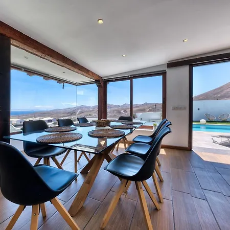 ヴィラ Macher Piscina Y Bar Piscina ティアス