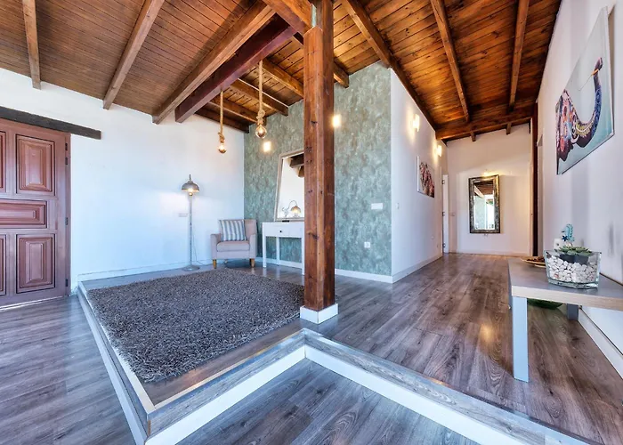 Macher Piscina Y Bar Piscina וילה *