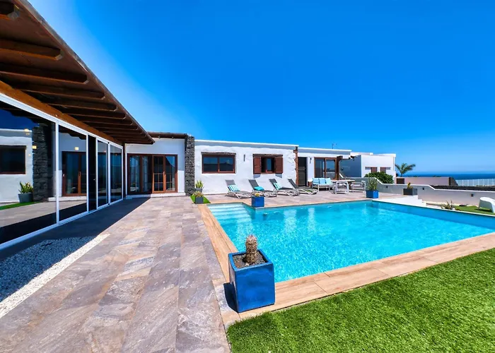 וילה Macher Piscina Y Bar Piscina *