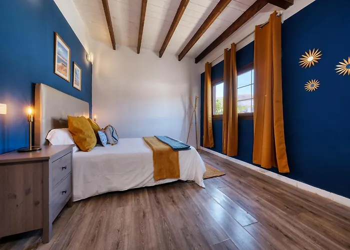 Macher Piscina Y Bar Piscina 빌라 *