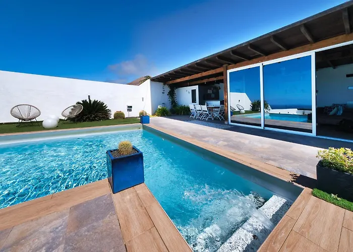 Macher Piscina Y Bar Piscina *