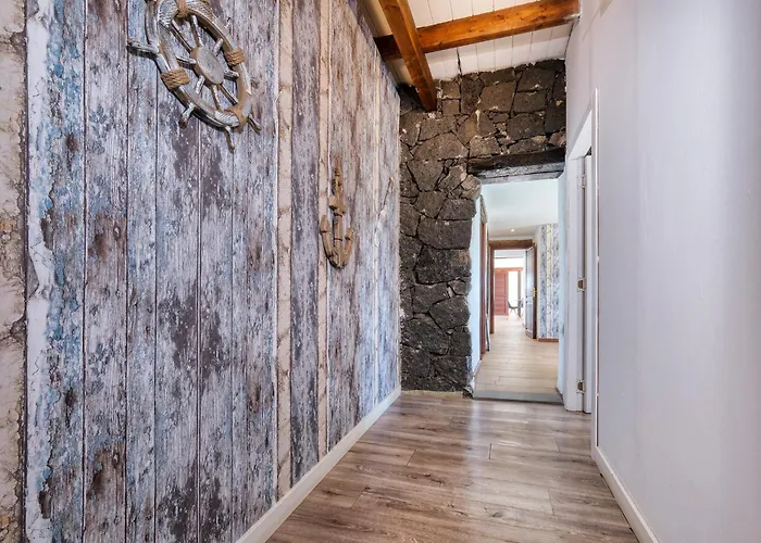 Macher Piscina Y Bar Piscina